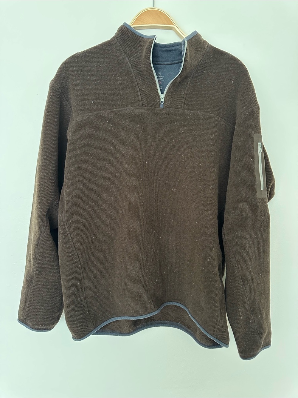 Vintage Arc’teryx Brown Quarter Zip Fleece Pullover Men’s Sweater